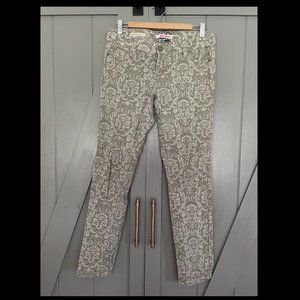 Skinny Lilly Grey Damask Jeans